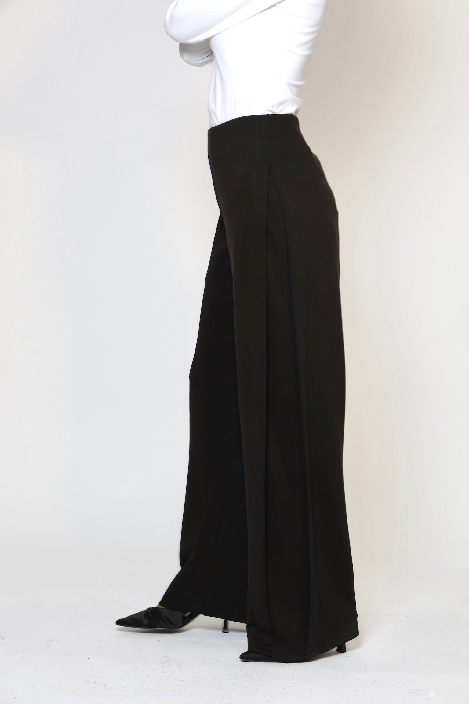 Mara Side Pleat Pant Black (PREORDER)