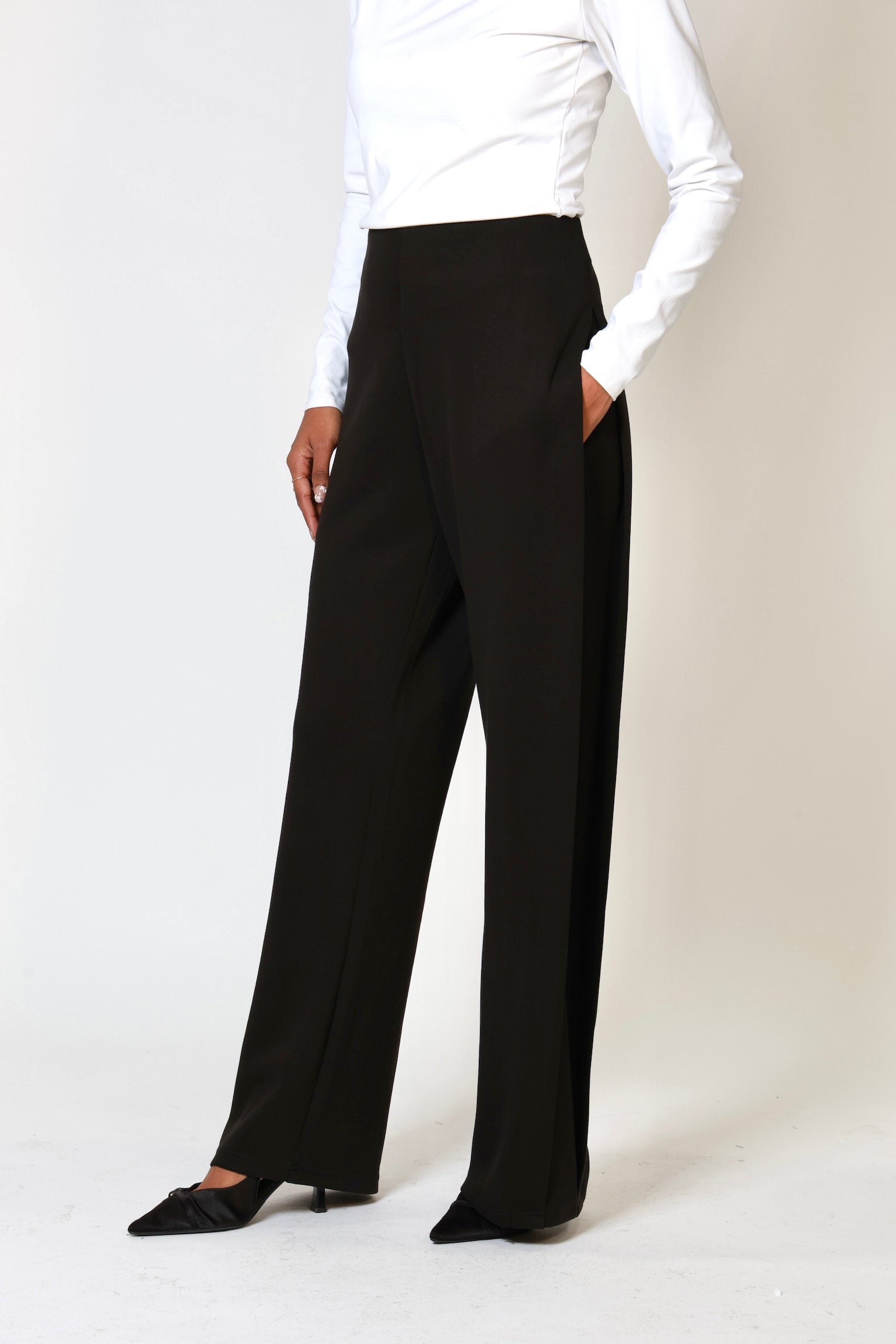 Mara Side Pleat Pant Black (PREORDER)