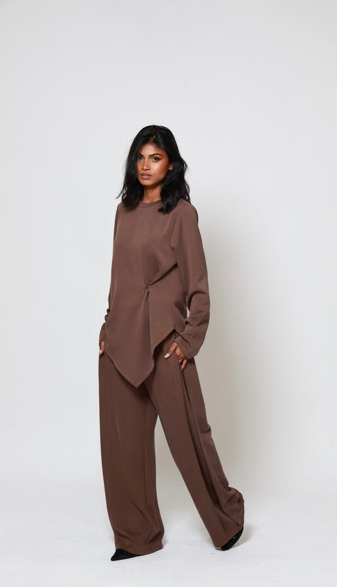 Mara Side Pleat Pant Brown