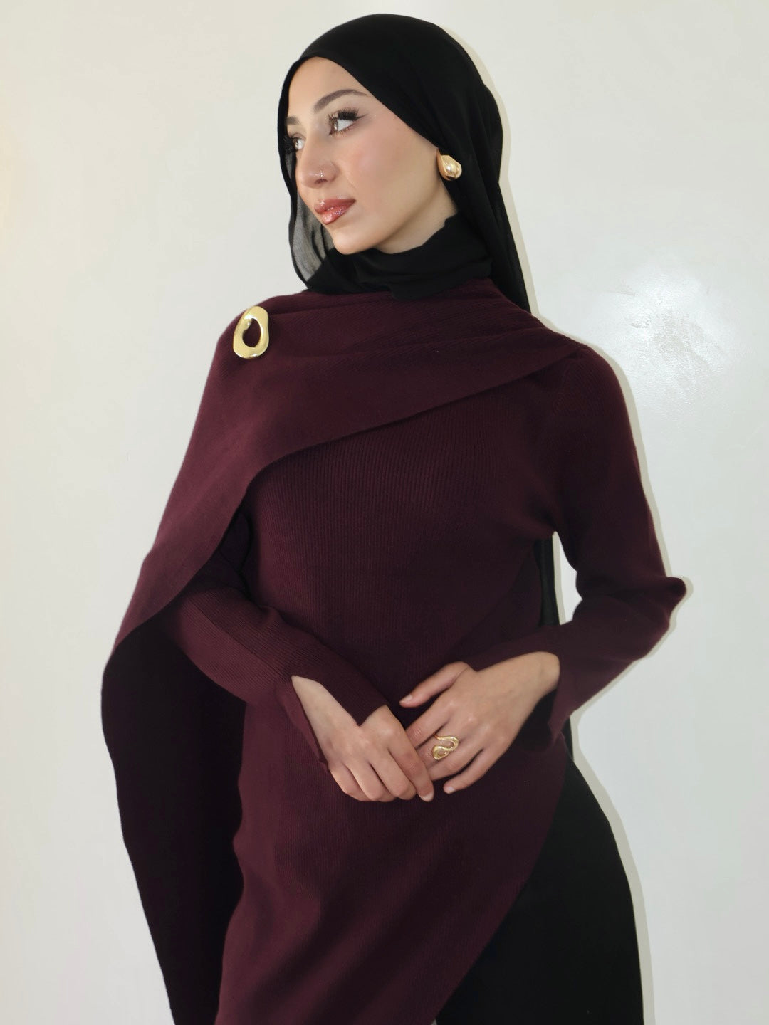 MILA ASYMMETRICAL KNIT SWEATER — BURGUNDY