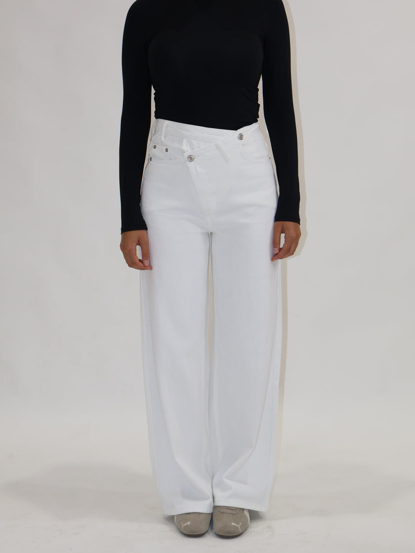 Vela Contour Jean White