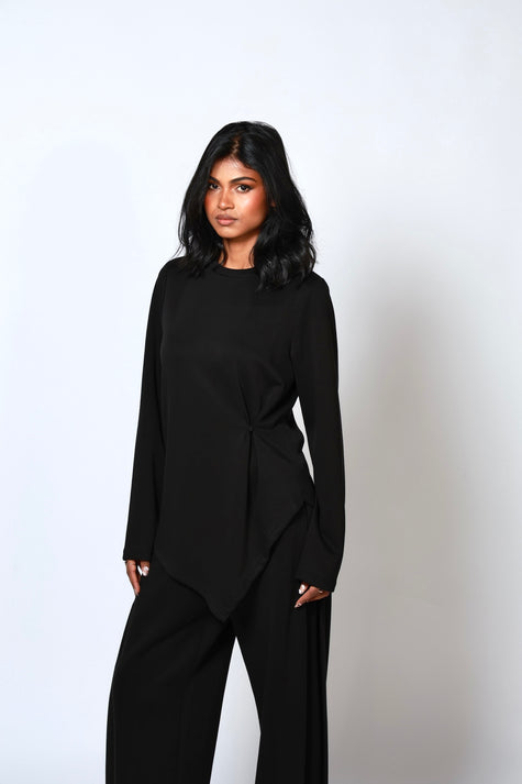 Mara Asymmetrical Top Black