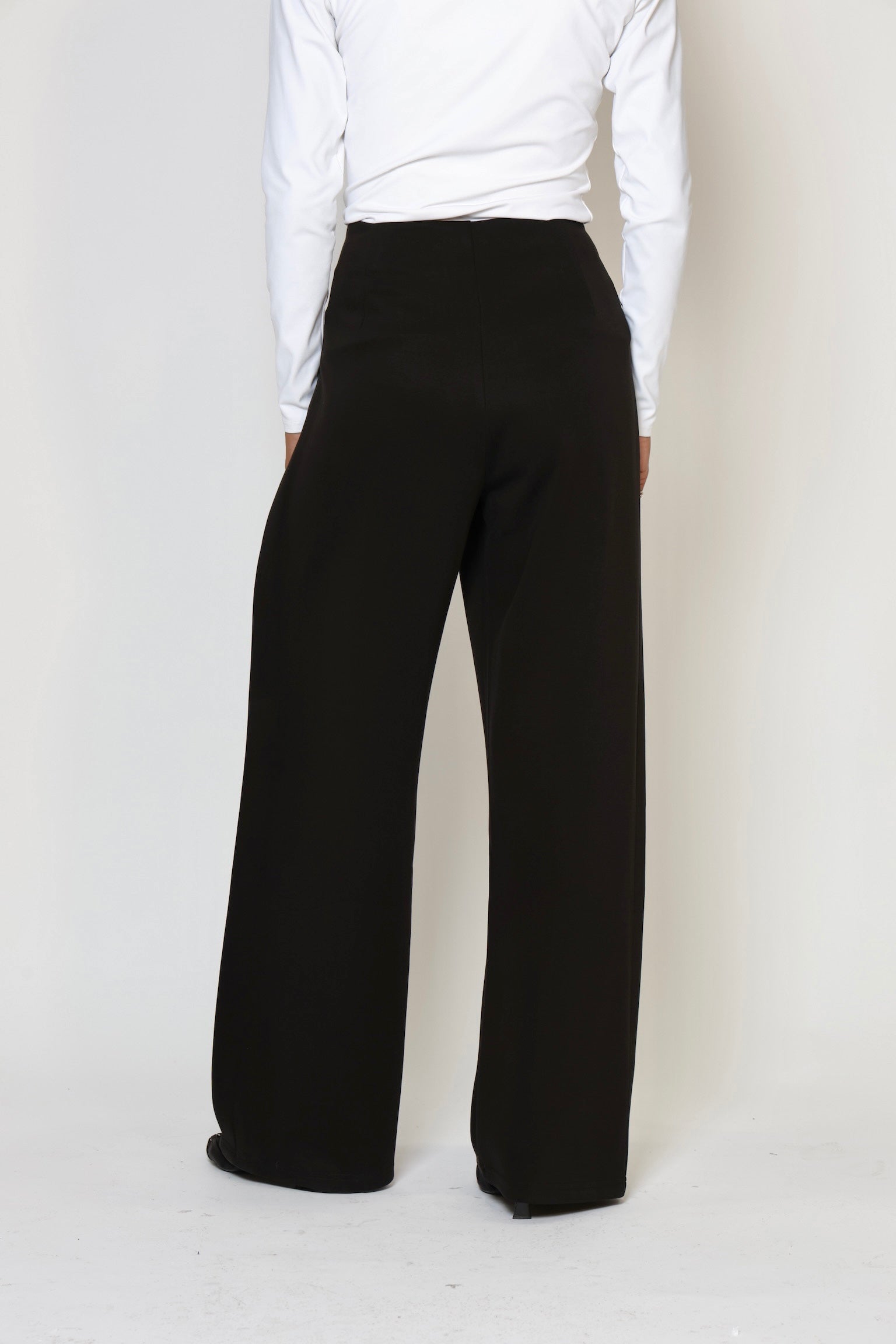 Mara Side Pleat Pant Black (PREORDER)