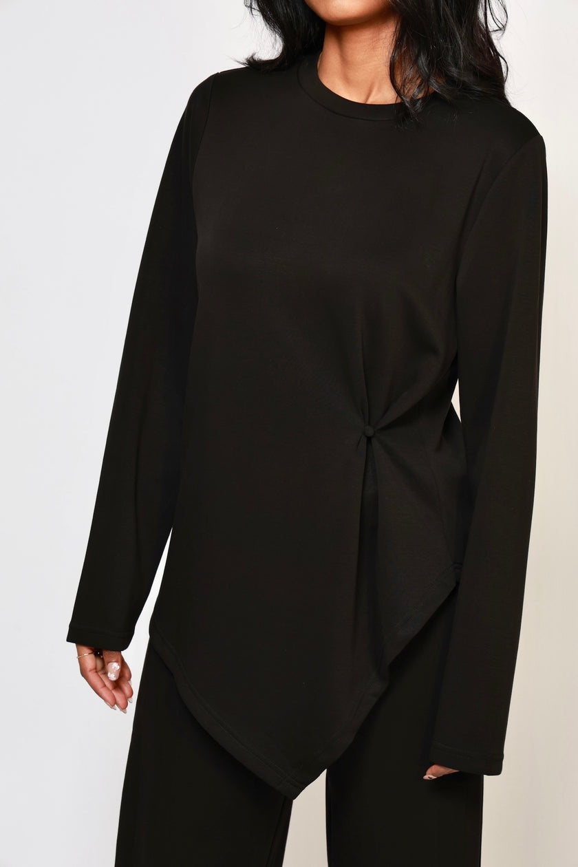 Mara Asymmetrical Top Black (PREORDER)