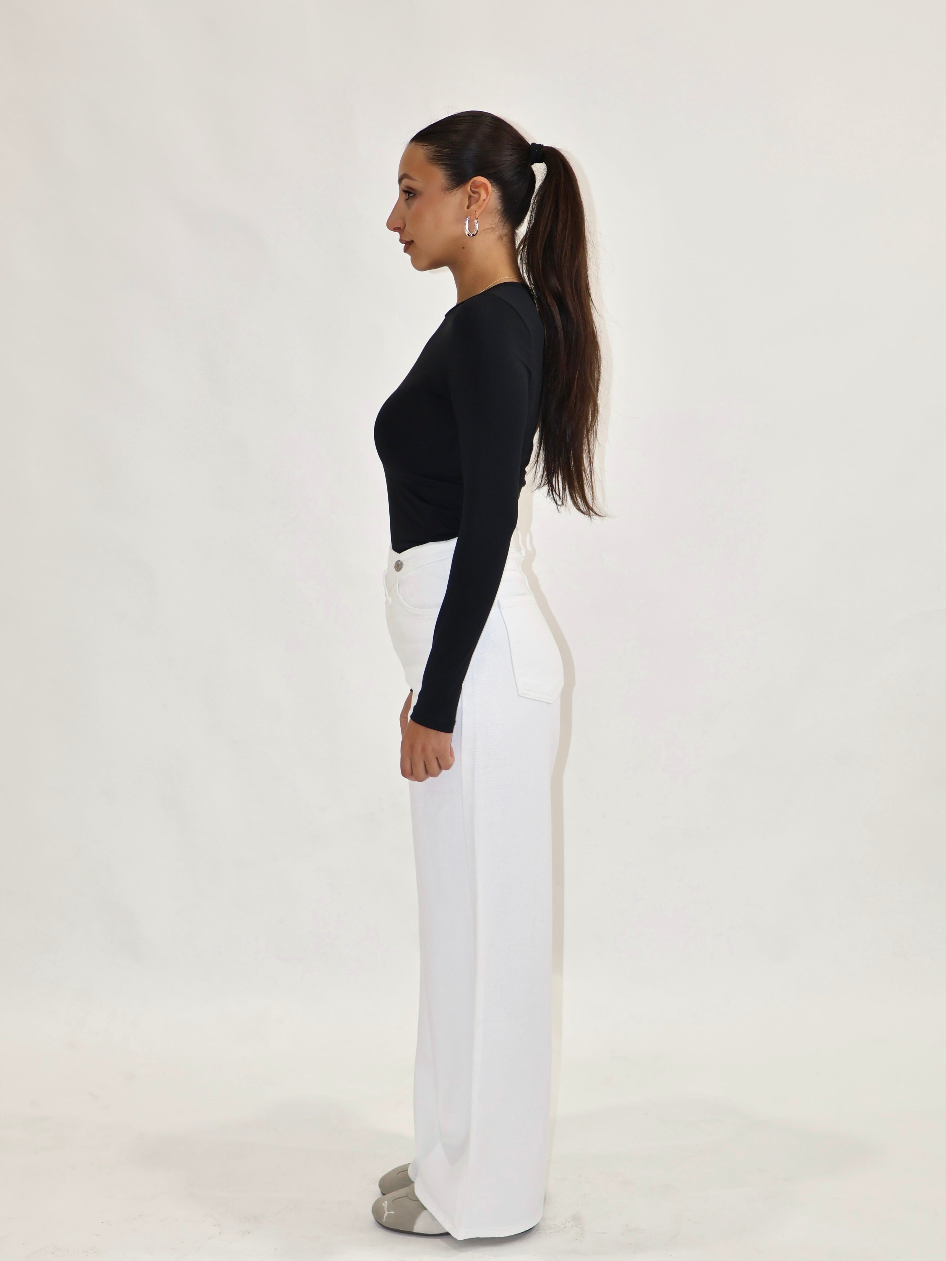 Vela Contour Jean White