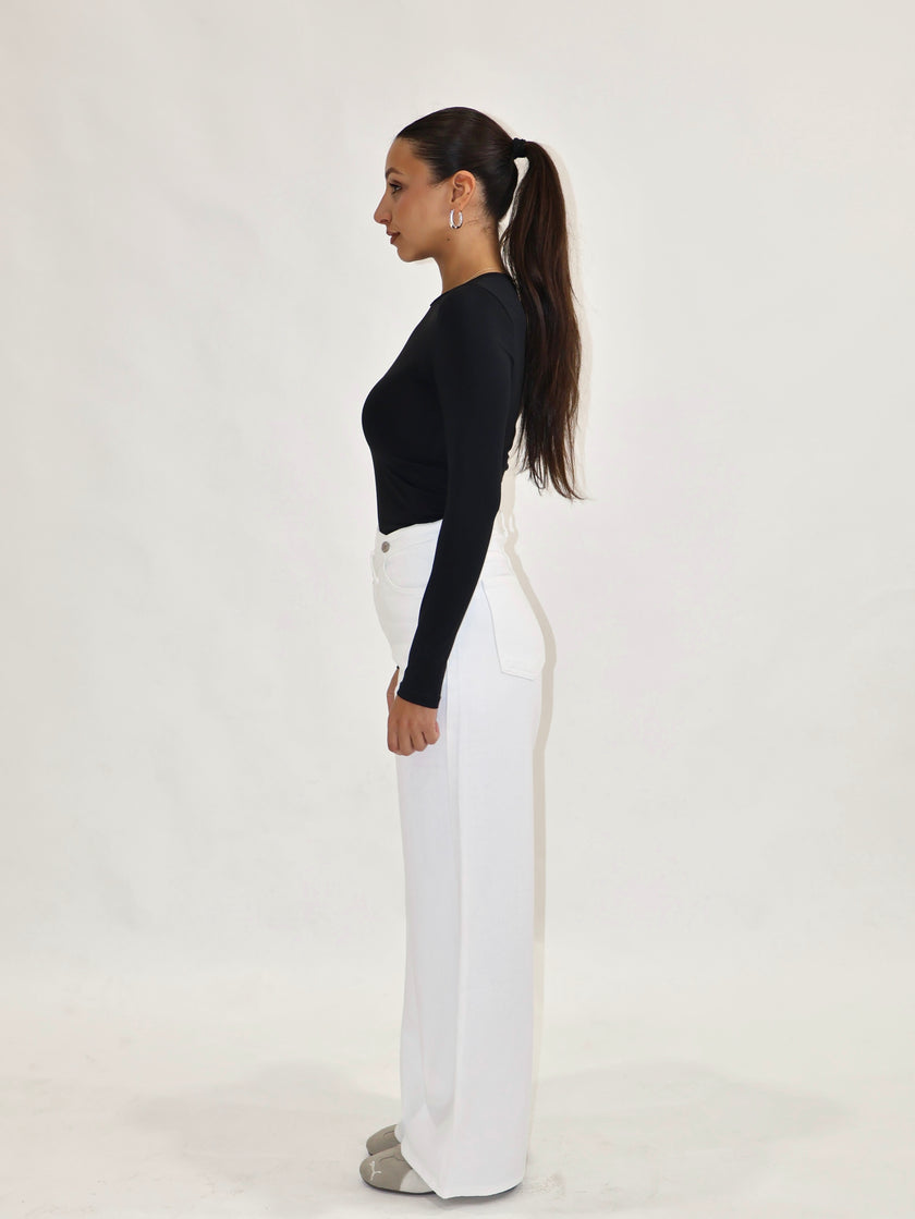 Vela Contour Jean White
